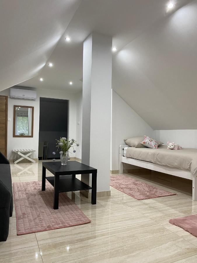 Apartma Azurre Postojna Kültér fotó