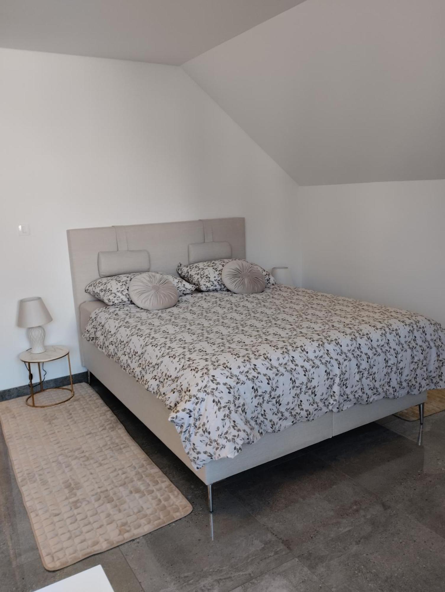 Apartma Azurre Postojna Kültér fotó