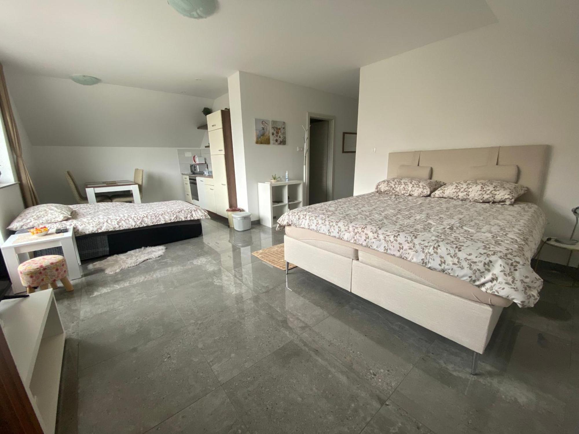 Apartma Azurre Postojna Kültér fotó